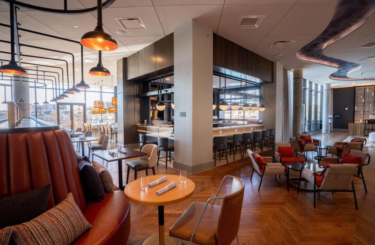 Hotel Indigo - Columbus At Riverfront Place By Ihg Exterior photo