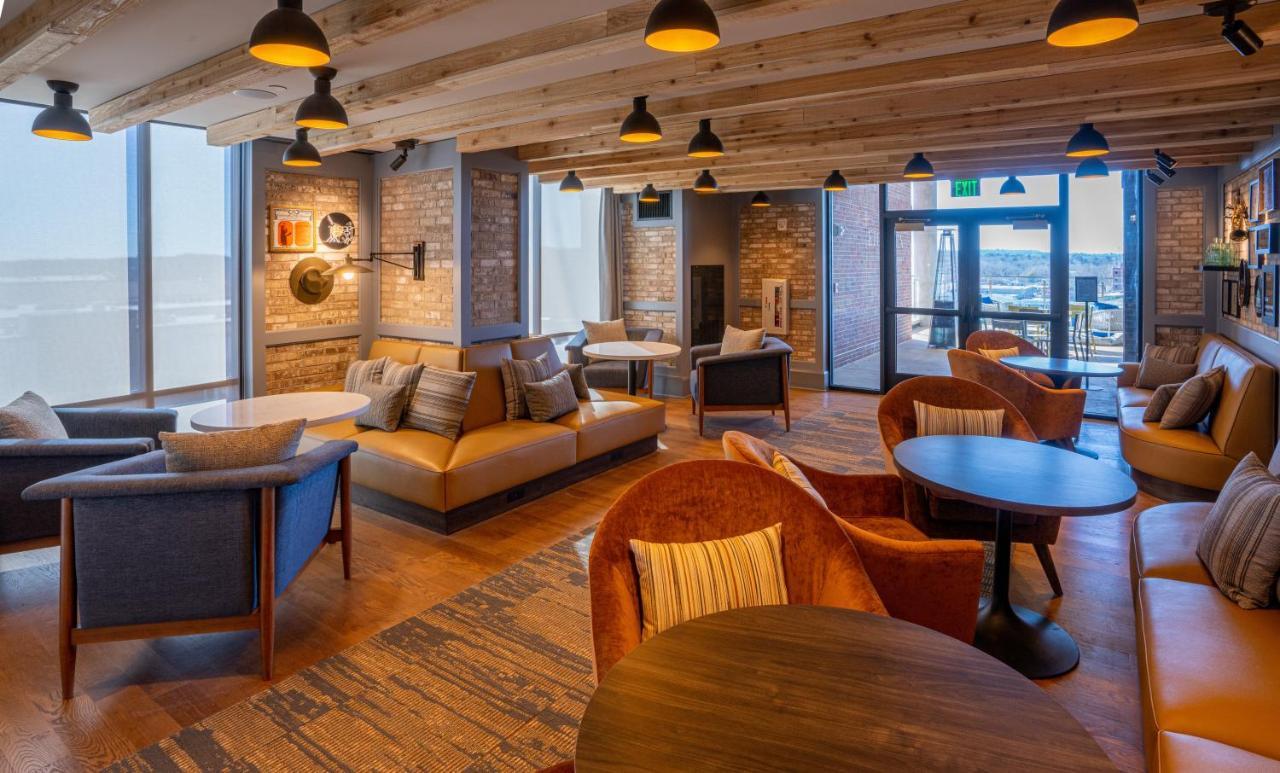 Hotel Indigo - Columbus At Riverfront Place By Ihg Exterior photo
