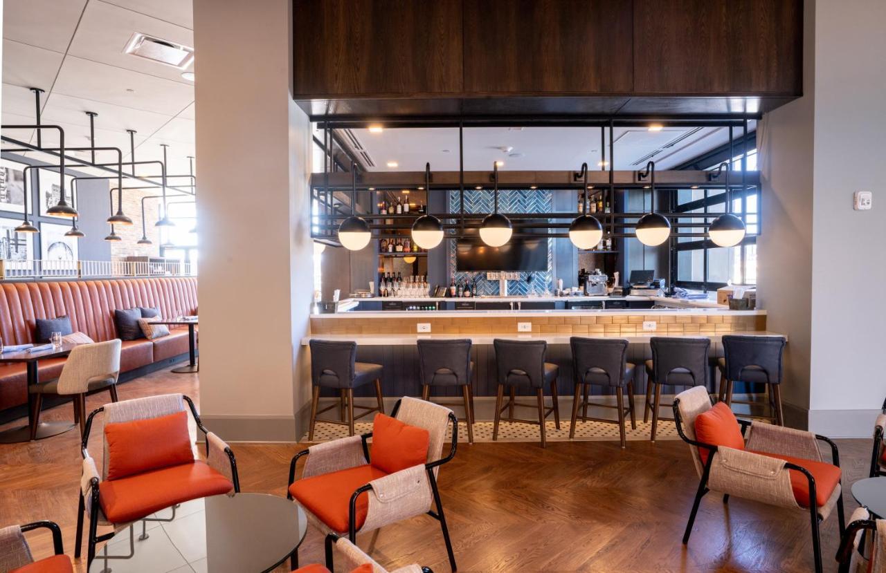 Hotel Indigo - Columbus At Riverfront Place By Ihg Exterior photo