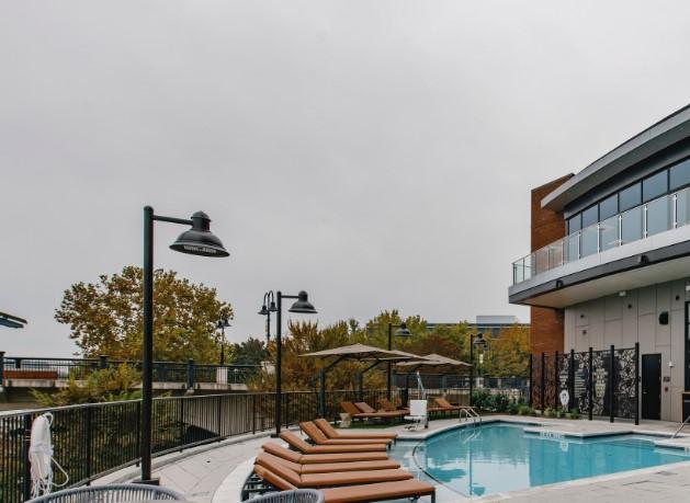 Hotel Indigo - Columbus At Riverfront Place By Ihg Exterior photo