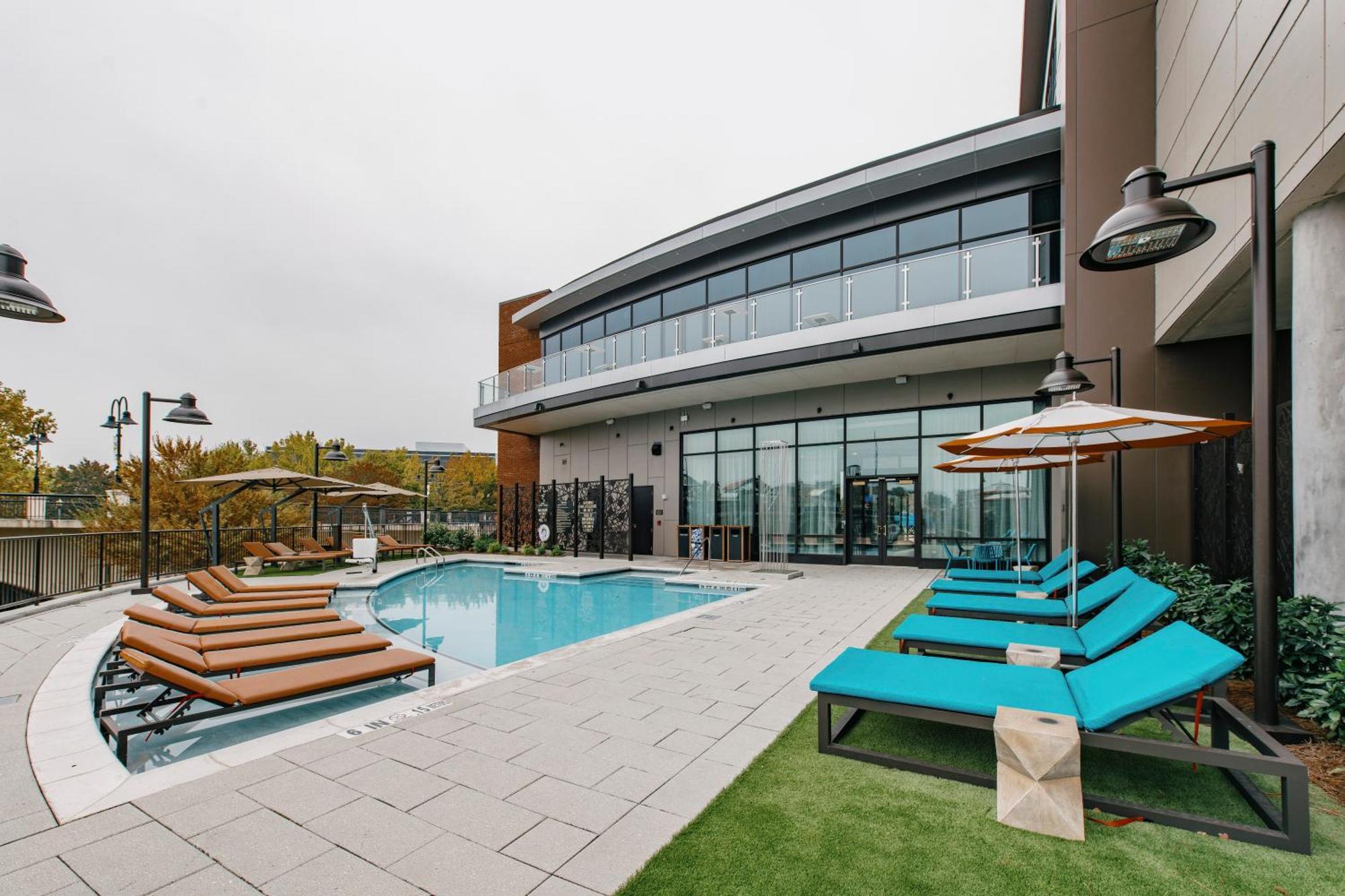 Hotel Indigo - Columbus At Riverfront Place By Ihg Exterior photo